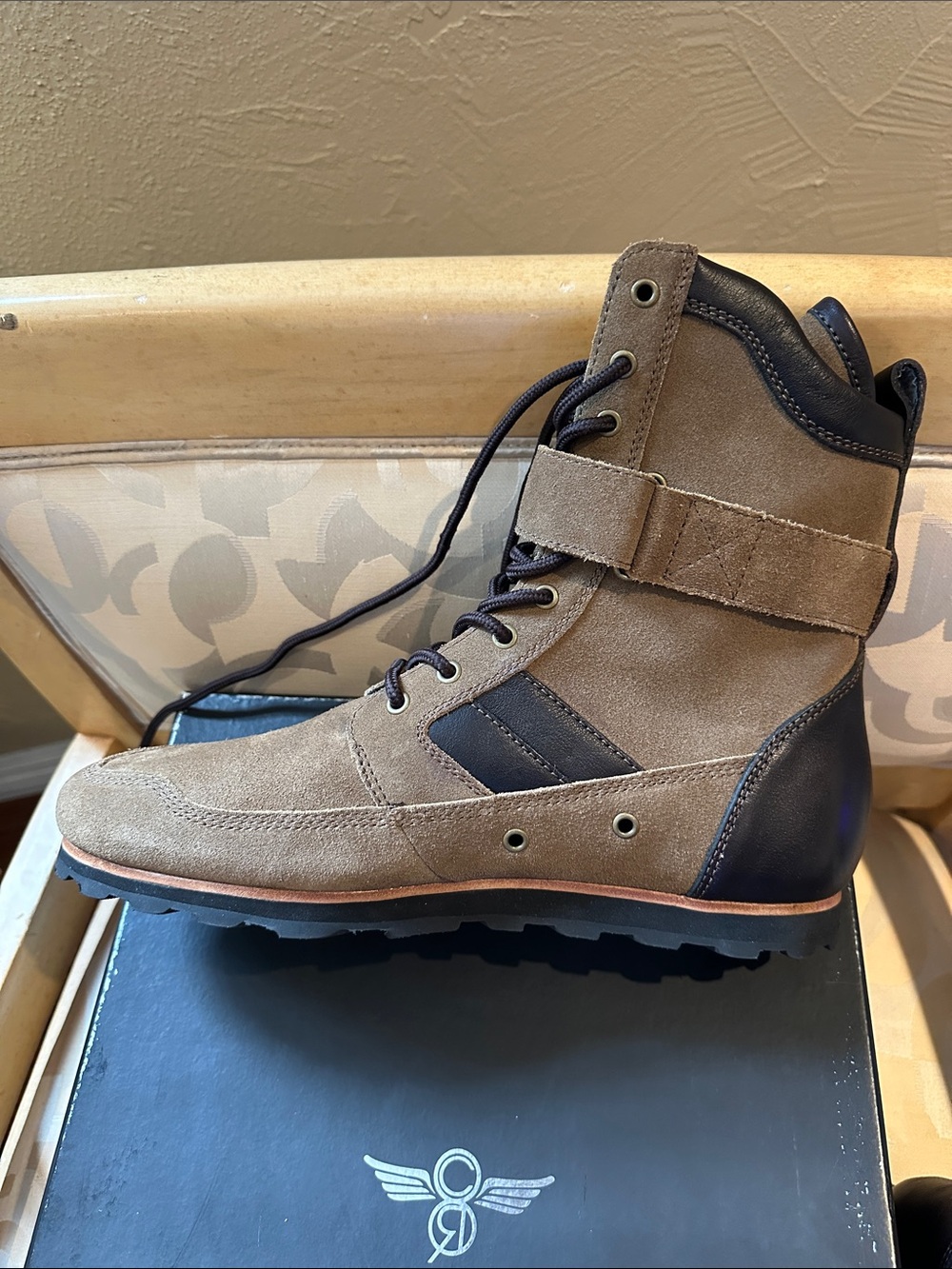 Creative Recreation Select Pilotto Men’s suede High Boots-brand new - Picture 2 of 6